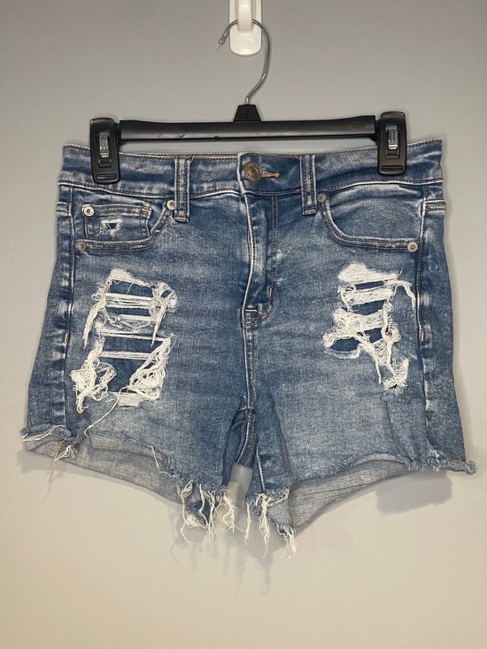 American Eagle Next Level Stretch Distressed Hi Rise Shortie Medium Washed Women